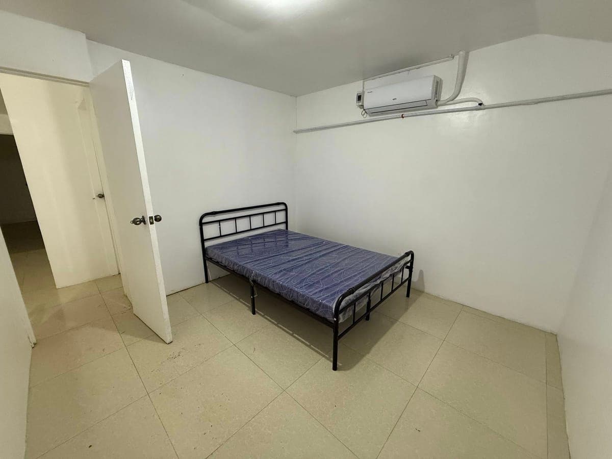 Townhouse for Rent - photo 2