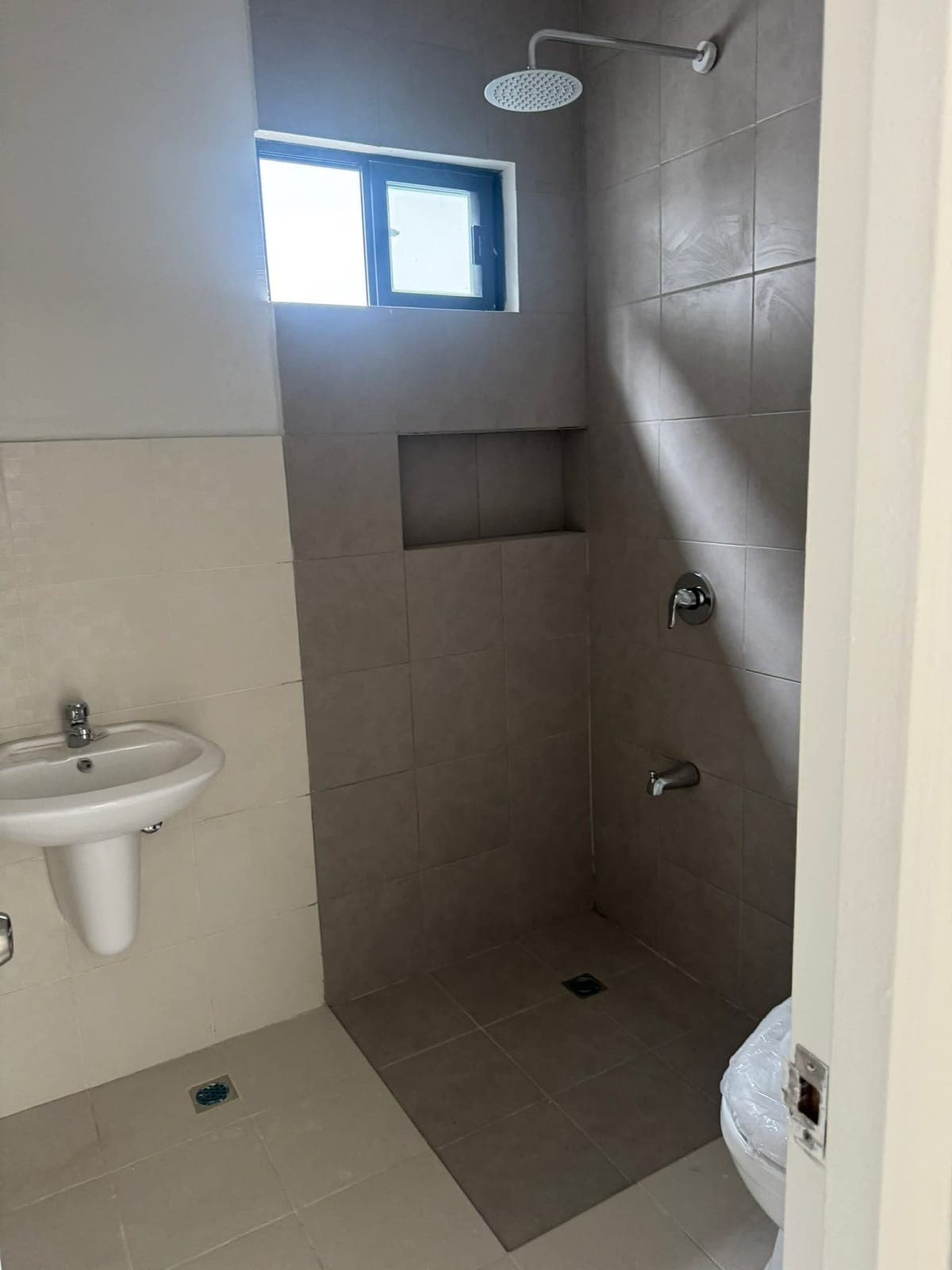 🏡 For Long-Term Rent – Brand New House in The Hausland, Mabalacat - photo 10