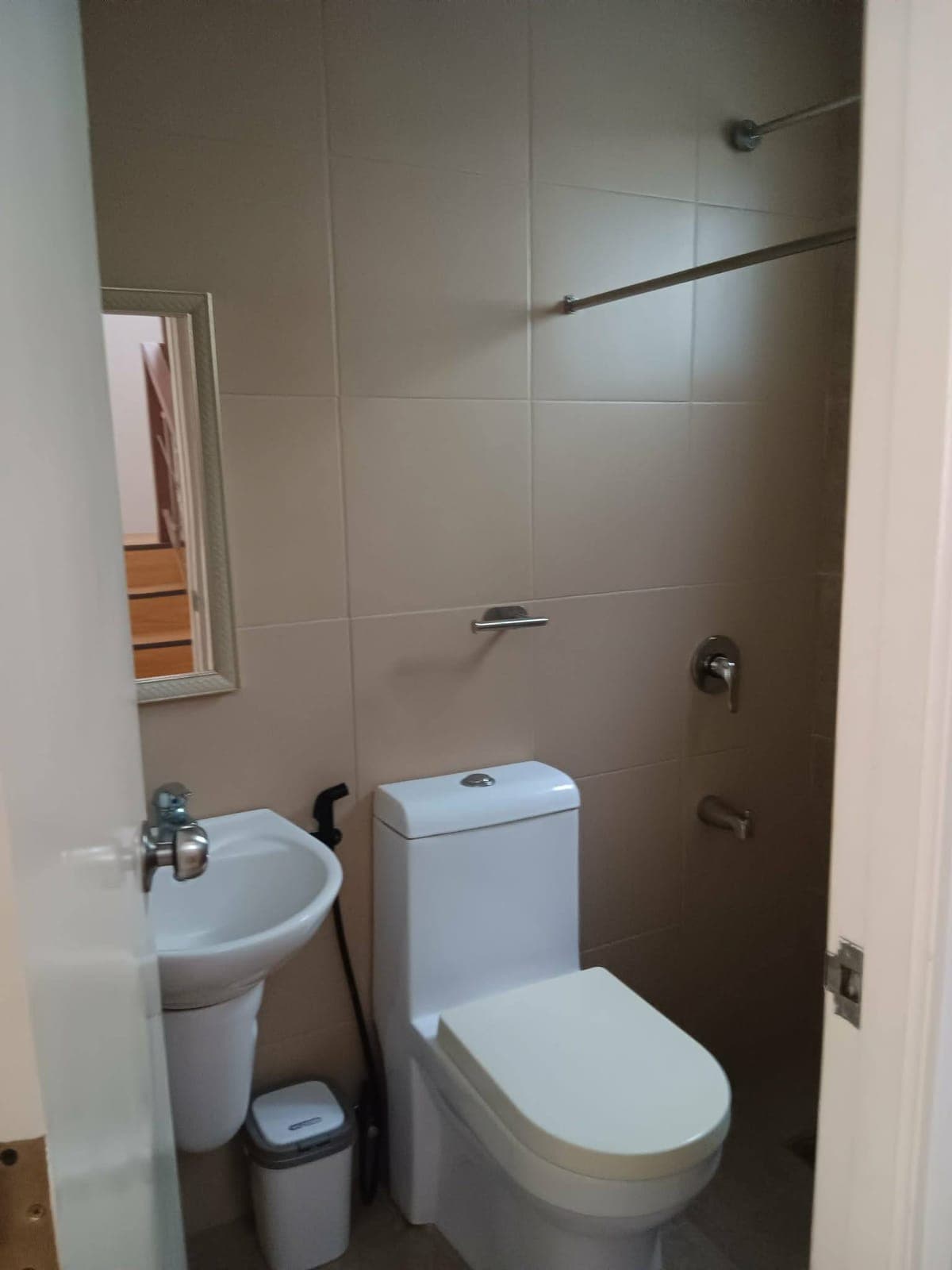 House for Rent!!! - photo 1