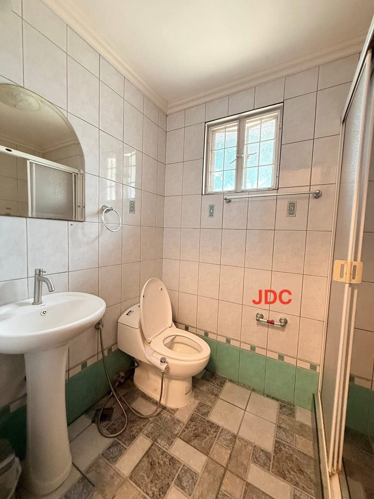 BUNGALOW HOUSE FOR RENT - photo 33