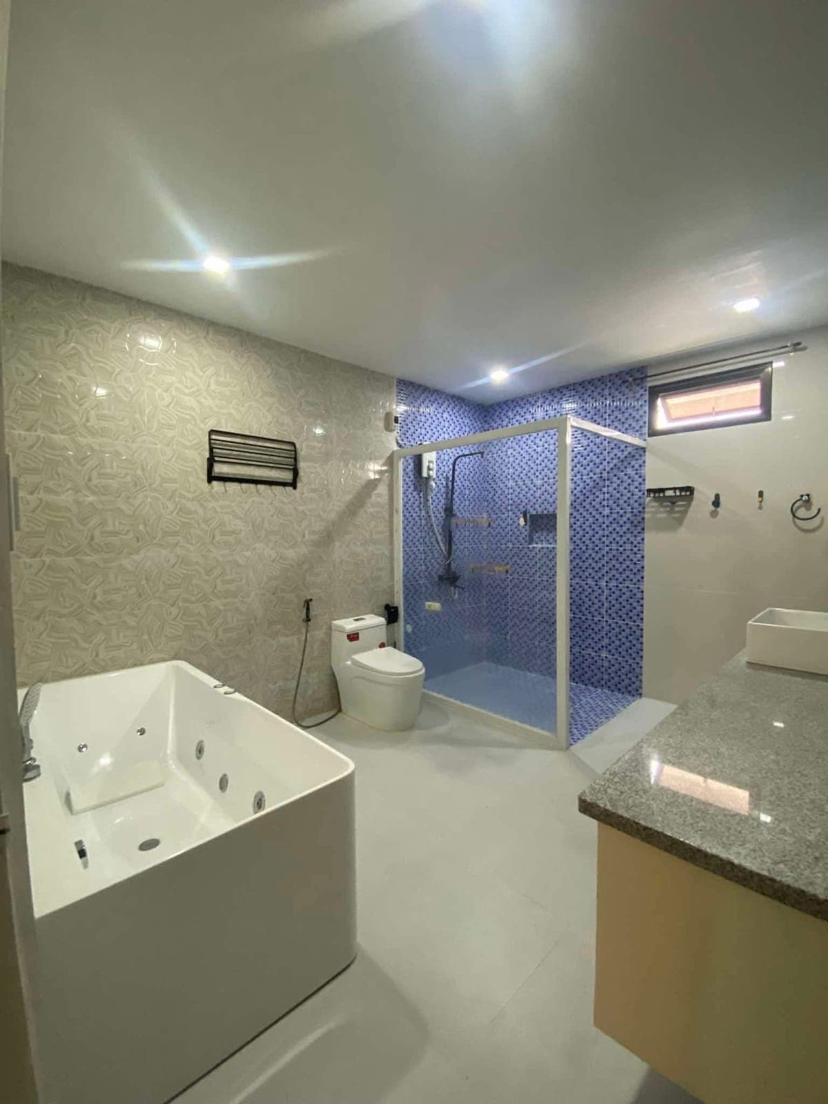 2 Storey House For Rent - photo 1