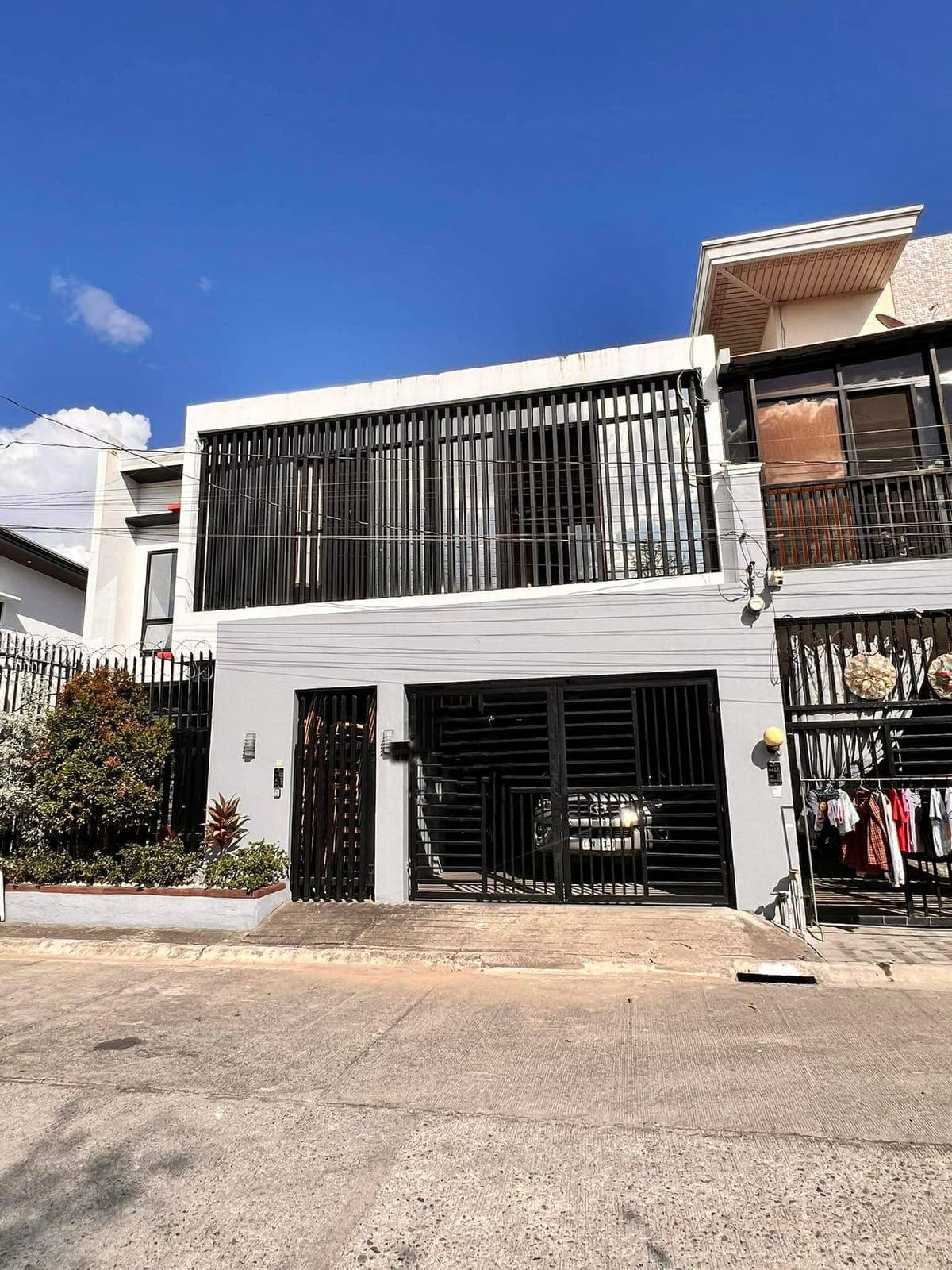 Two storey house for rent - photo 9