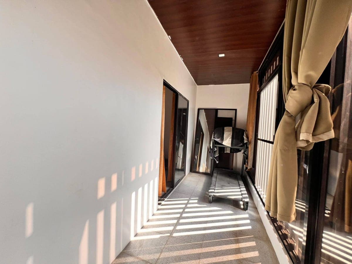 Two storey house for rent - photo 10