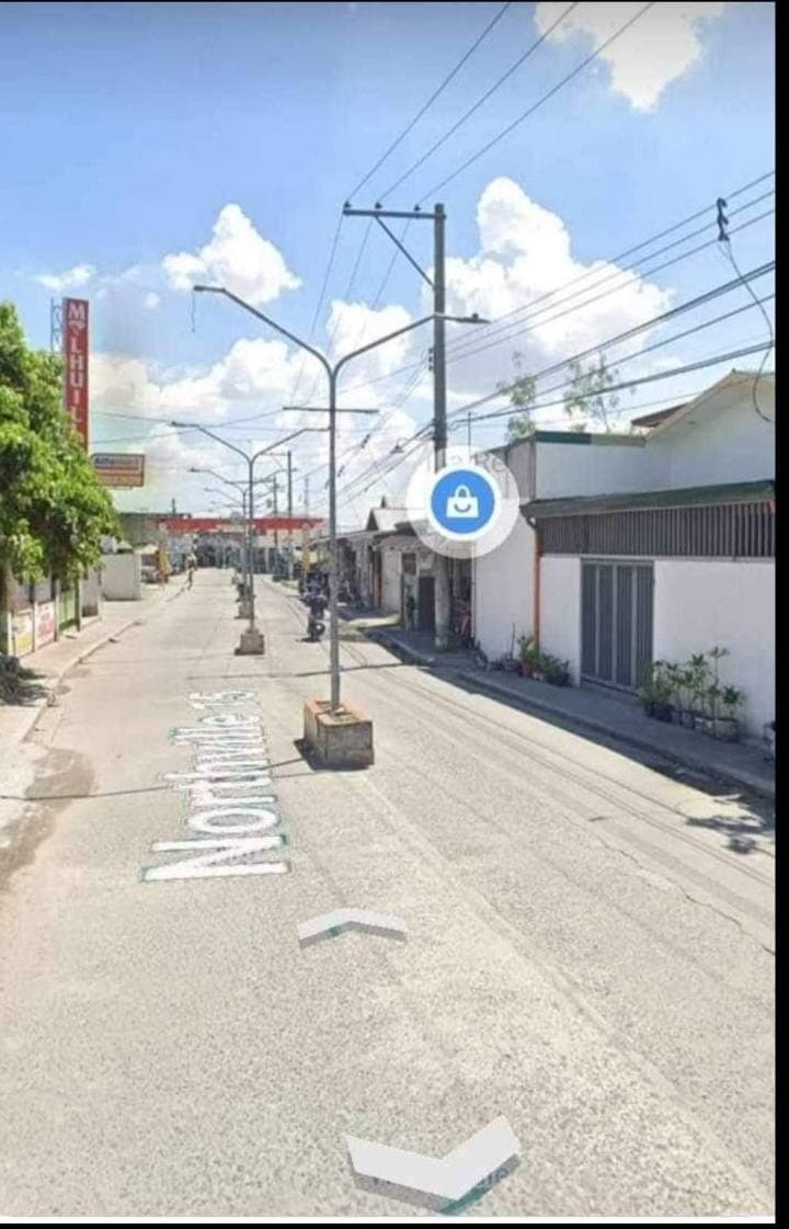 2 Bedroom,CR and Sink,sala with living room,no parking for 4 wheels,single Motor lang po puyde eh Pa... - photo 9