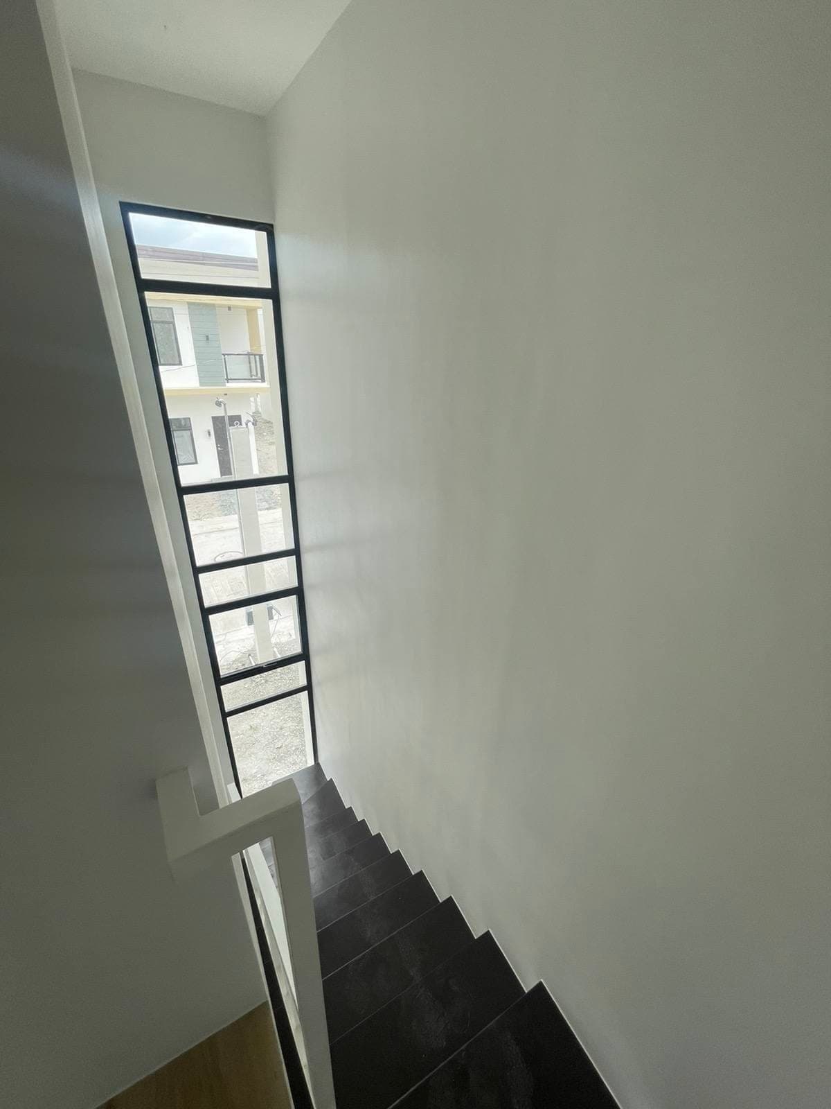 🏡 House for Rent - photo 15