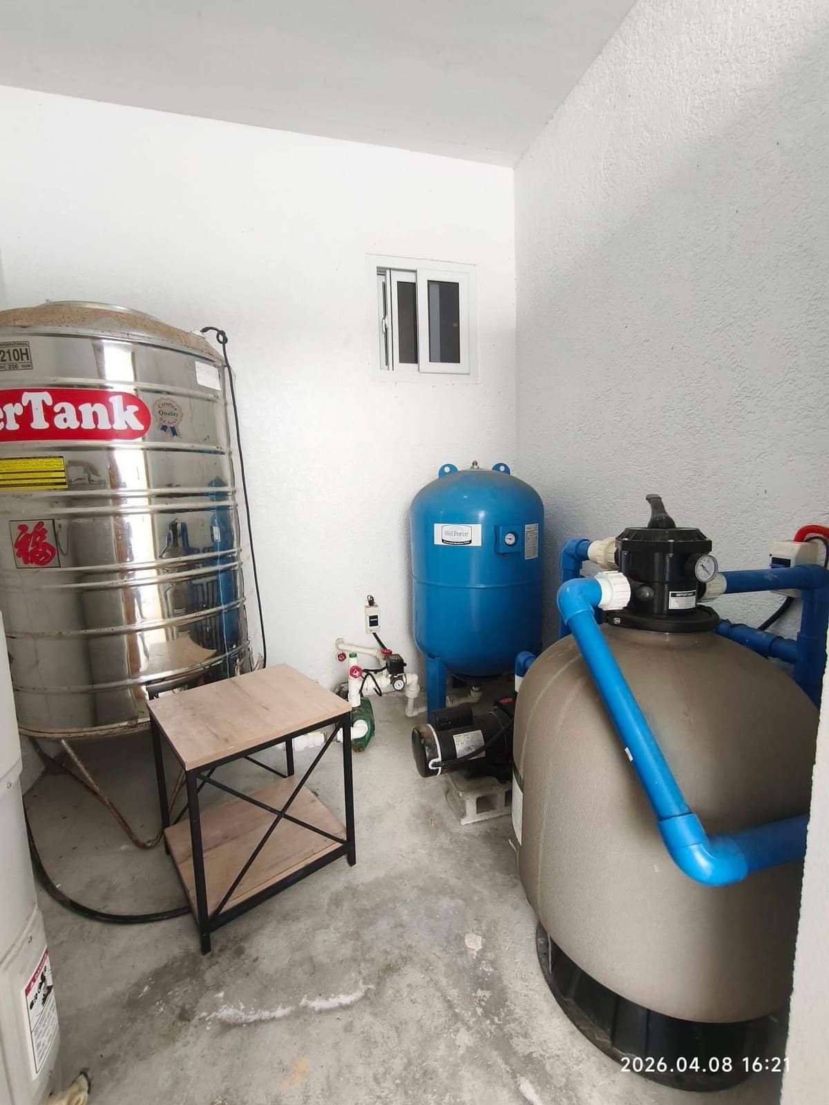 FOR RENT | 7-Bedroom House & Lot with pool | Furnished - 140,000 Monthly rent - photo 4