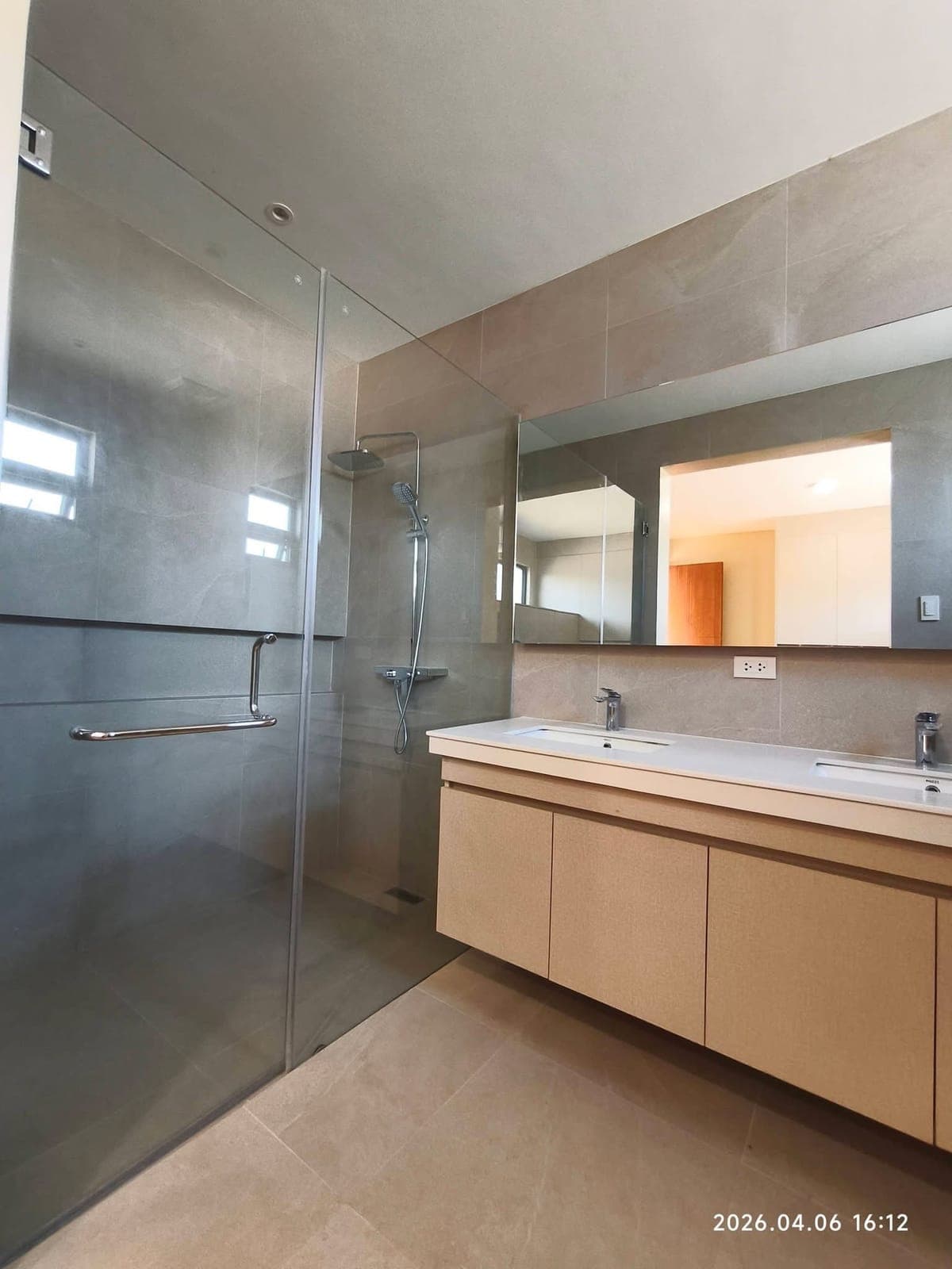 FOR RENT | 4-Bedroom House & Lot with pool | Furnished - 200,000 Monthly rent - photo 13