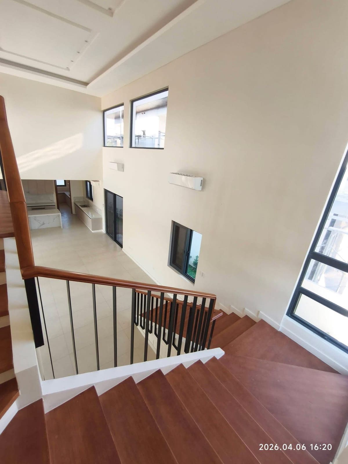 FOR RENT | 4-Bedroom House & Lot with pool | Furnished - 200,000 Monthly rent - photo 6