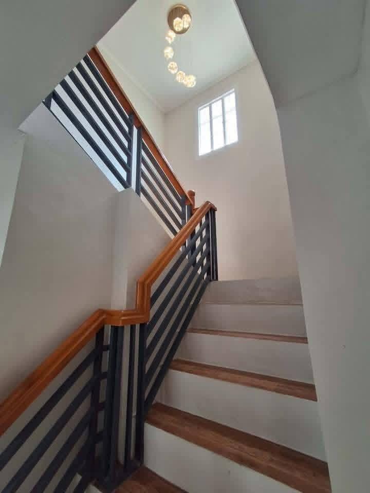 2 Storey House For Rent - photo 1