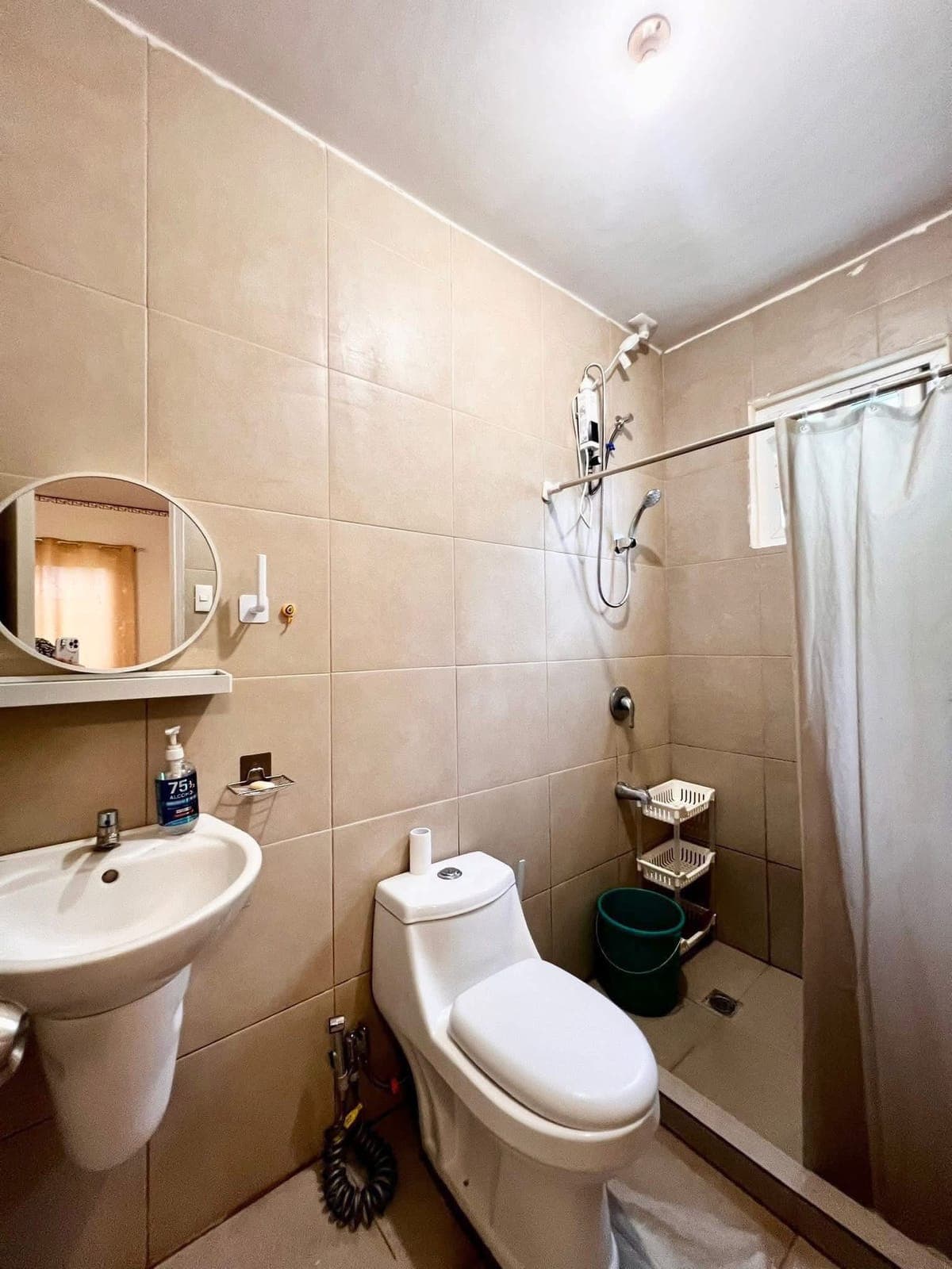 Two Storey House for RENT in Timog Residences - photo 5