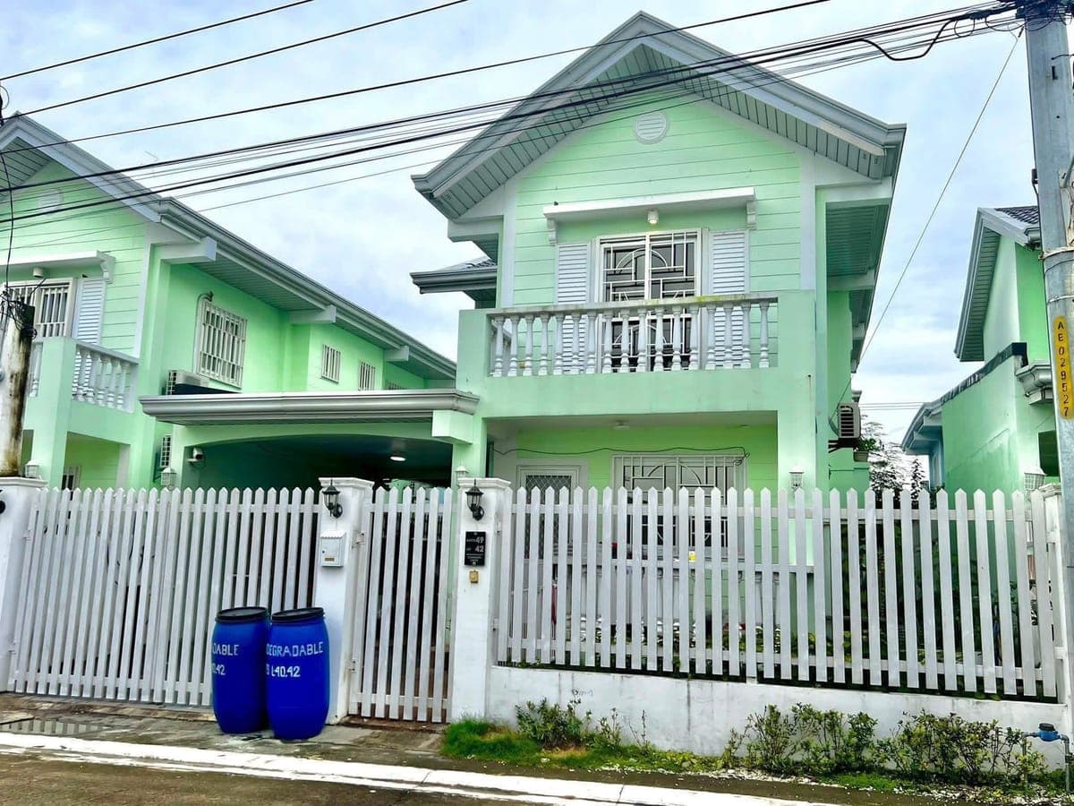 Two Storey House for RENT in Timog Residences - photo 9