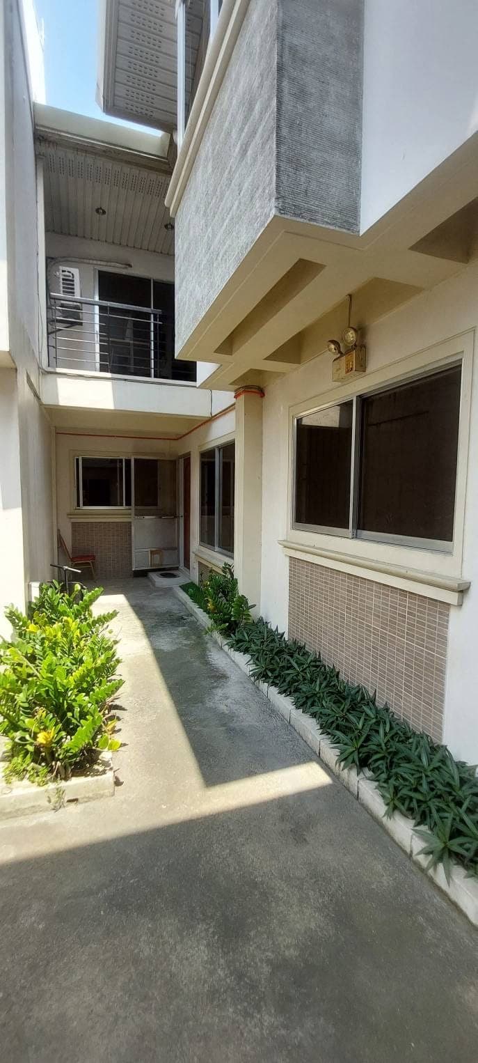 Very Large Townhouse for Rent!!! - photo 19