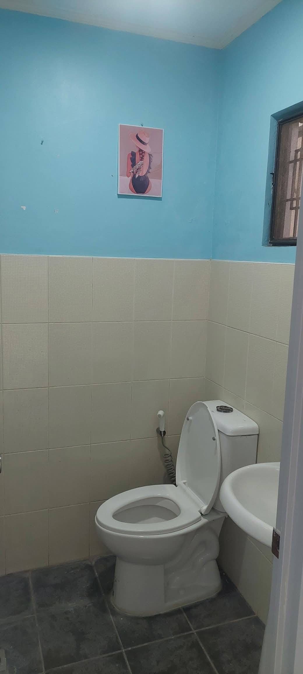 Very Large Townhouse for Rent!!! - photo 9