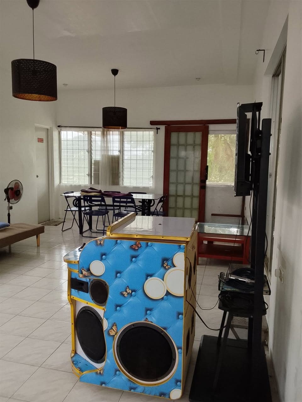 house for rent 4bedroom fully furnished Available sa may 9 pwede 1month pwede rin long term brgy iru... - photo 2