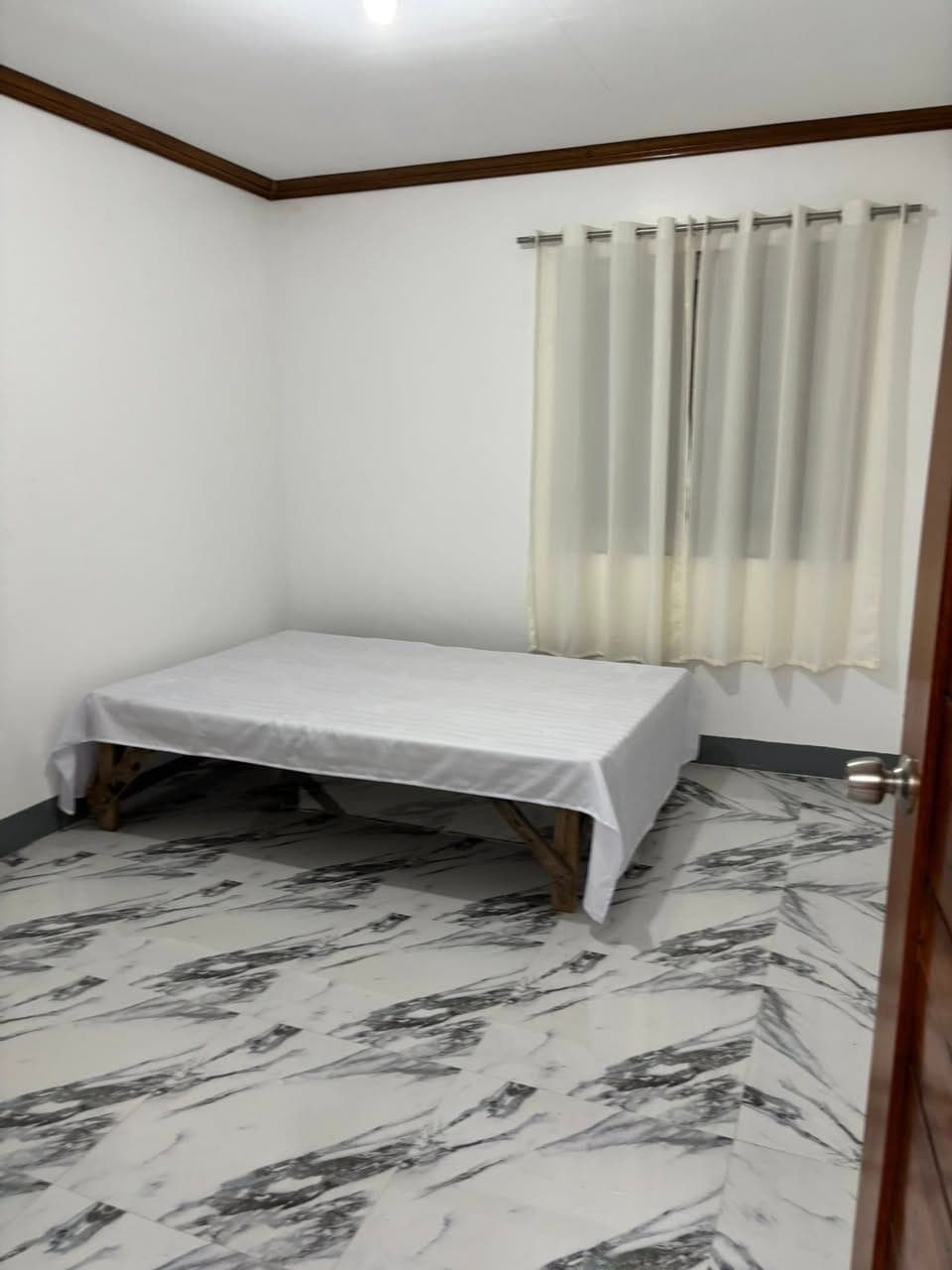 For rent bungalow brand new 3br 2tb 2-3 car garage country homes 1 near serin and lourdes church 40k... - photo 5