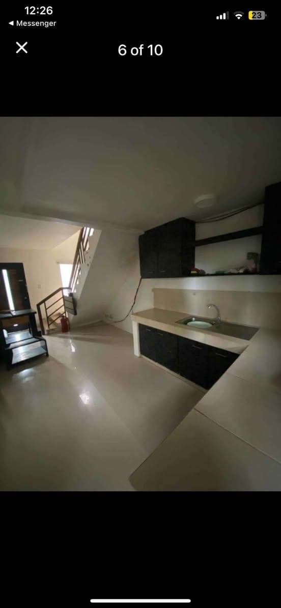 Townhouse for rent 18,000 East maharlika tagaytay - photo 3