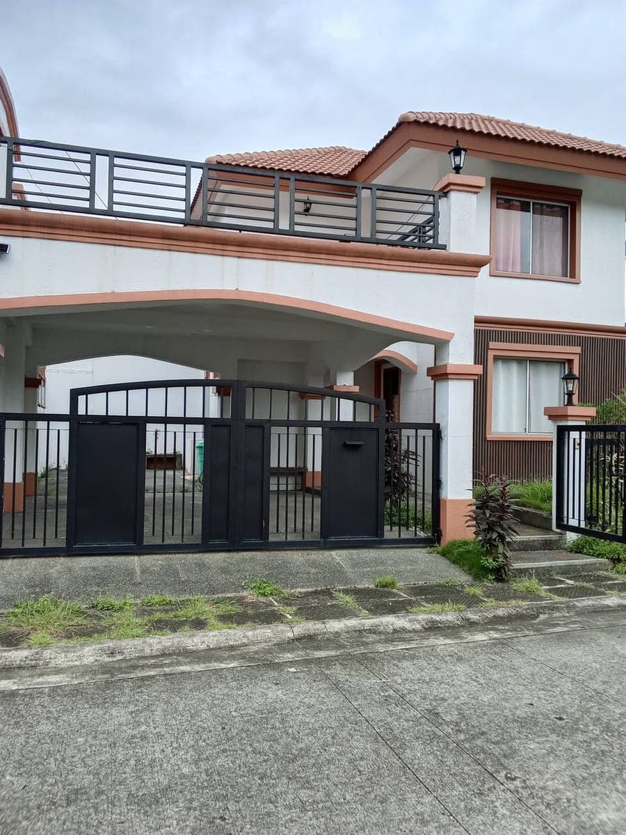 🏡 FOR RENT | Corner House and Lot Furnished🏡 - photo 1