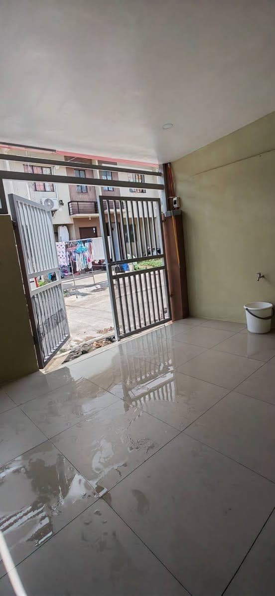 Townhouse for Rent - photo 1