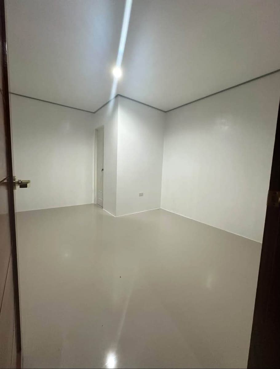 Room for rent - photo 1