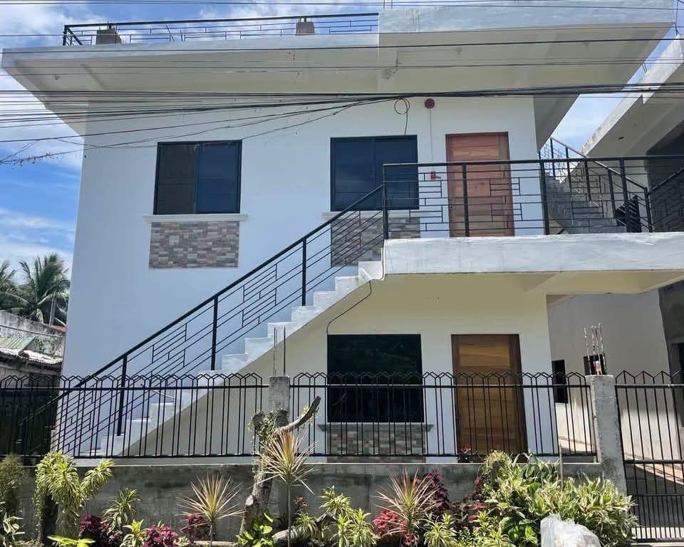 FOR RENT: 2BR UNFURNISHED Apartment - photo 1