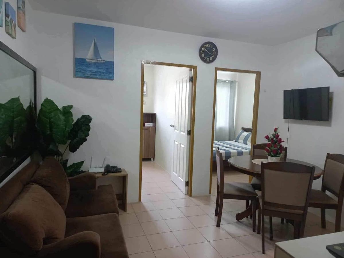 Condo unit for rent🍀 - photo 1