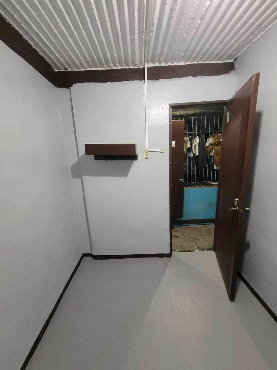 ROOM FOR RENT - photo 1