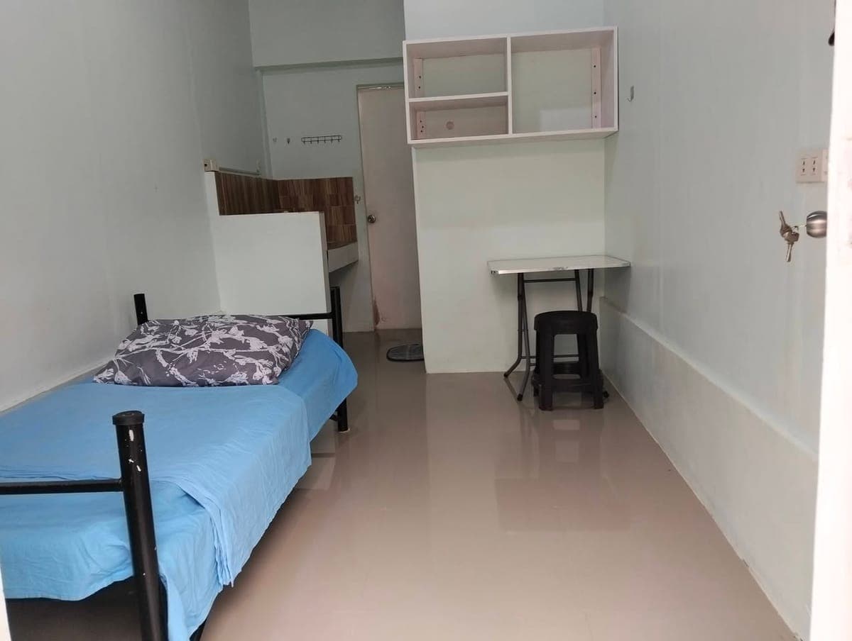 Studio room for rent - photo 1