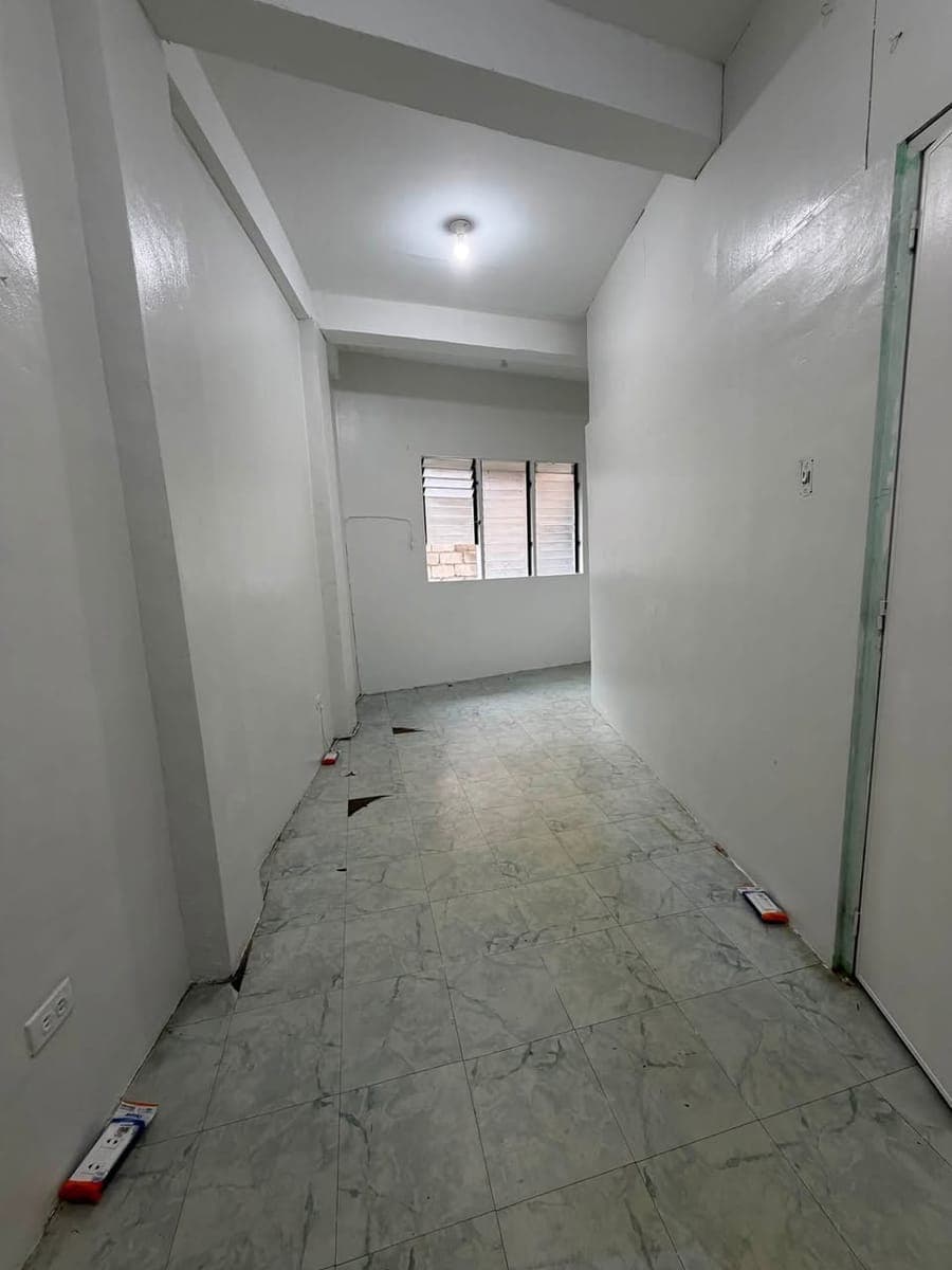 For Rent Bare Apartment (Maximum of 4 persons only) - photo 1