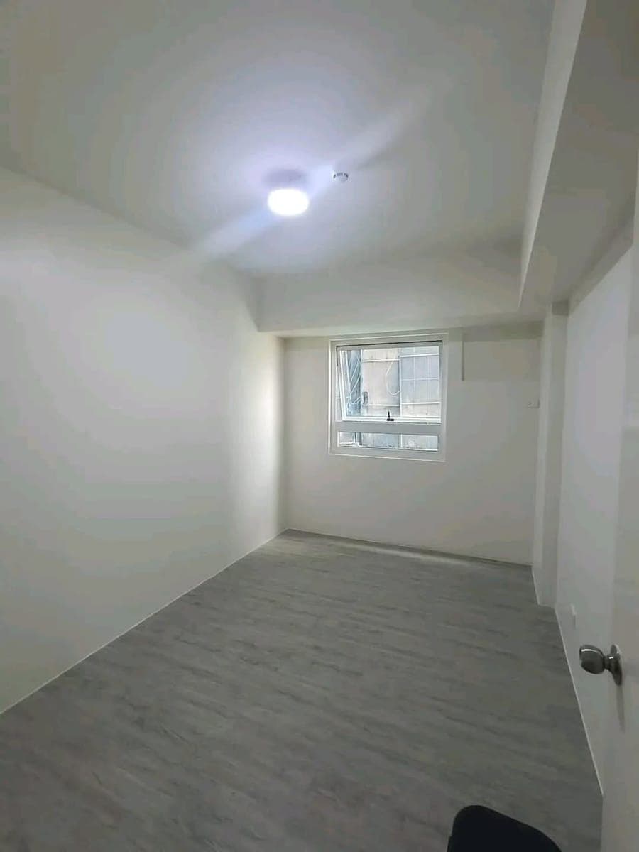 🏡 FOR RENT – BRAND NEW 1-BEDROOM UNIT WITH BALCONY - photo 1