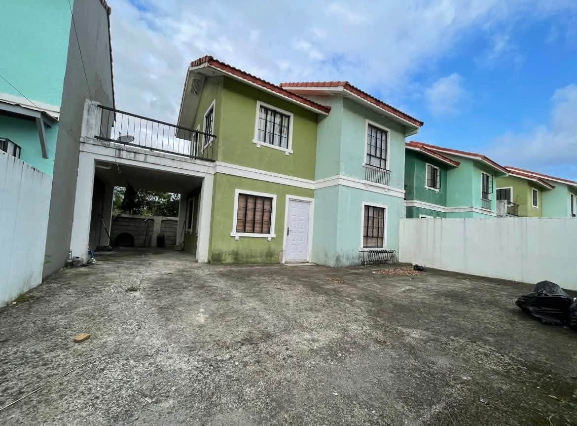HOUSE FOR RENT - photo 1