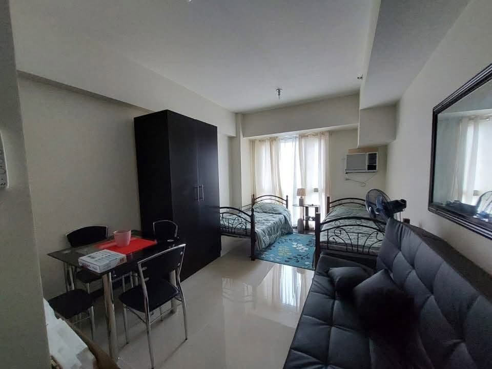 ๐Axis Residences, Pioneer street, Mandaluyong City - photo 1
