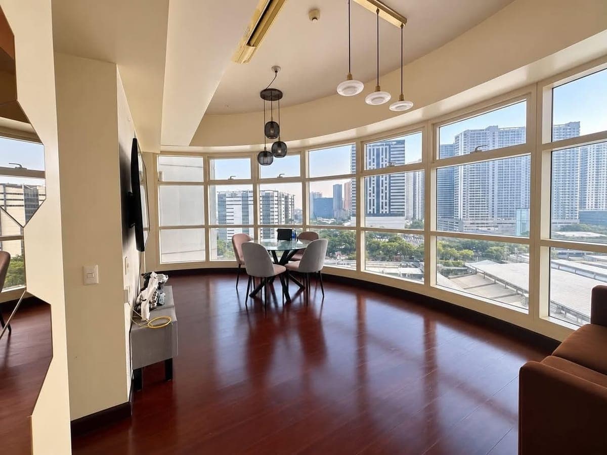 # **RENT | 2-BR APARTMENT | PANORAMIC SUNSET VIEW π** - photo 1