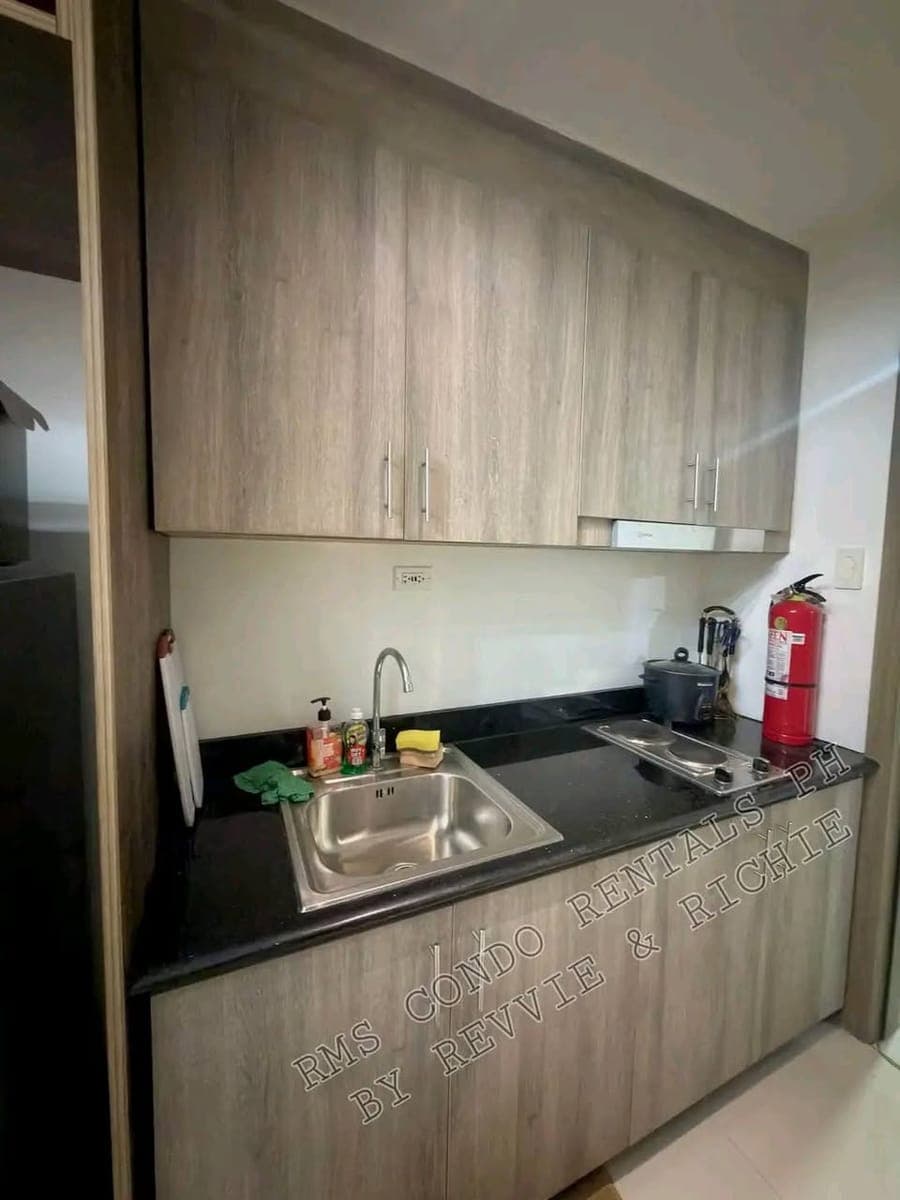 ₱25K MONTHLY (Inclusive of assoc dues) - photo 1