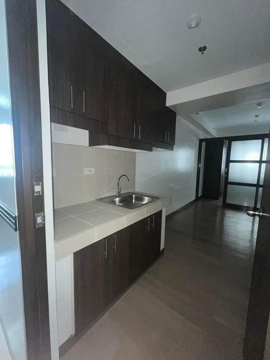🏢 1BR CONDO FOR RENT | BONI, MANDALUYONG - photo 1