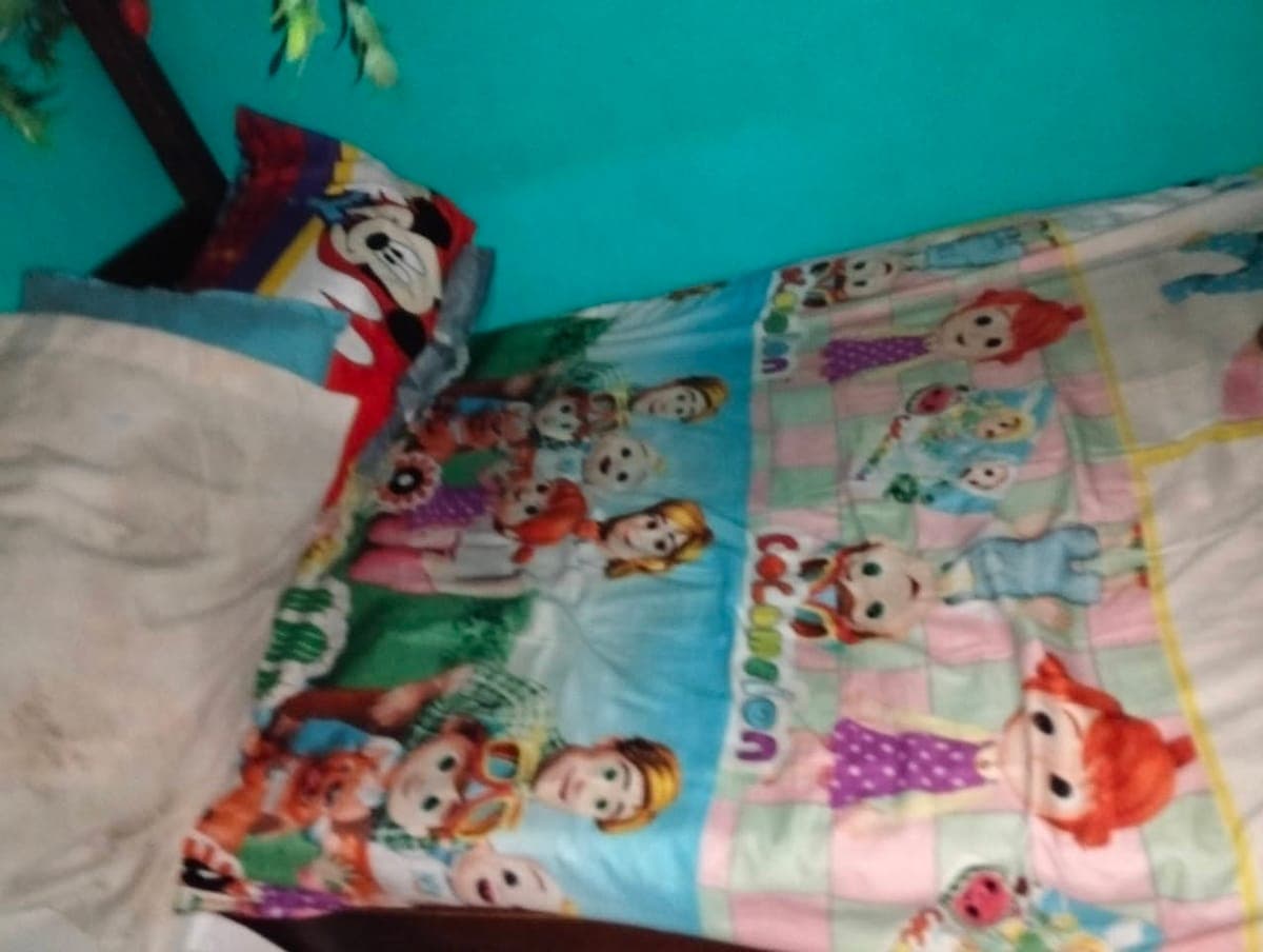 Female bedspace - photo 1