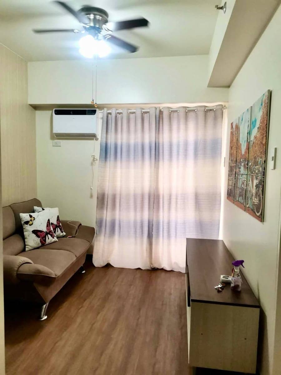 For Rent : - photo 1