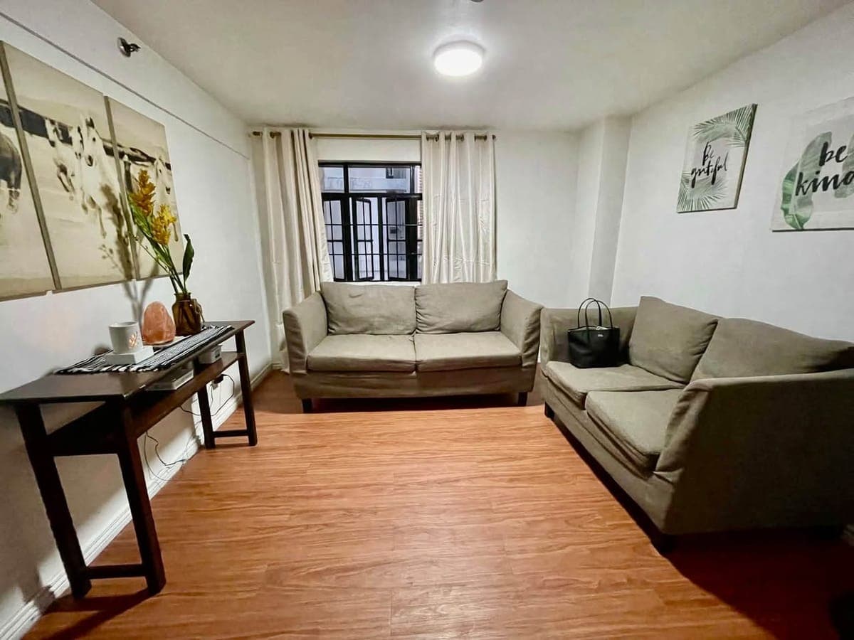 Mens Condo Bed Space For Rent - photo 1