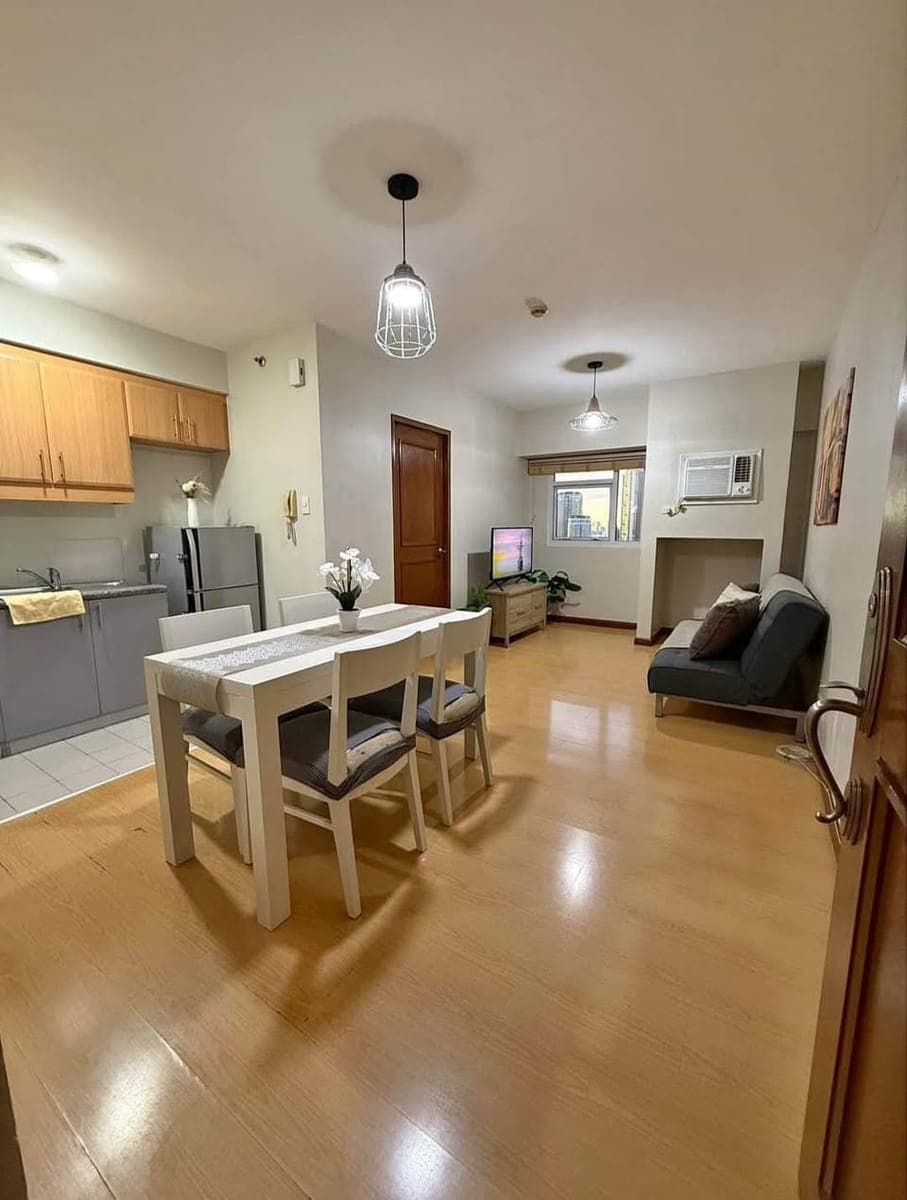π€FOR RENT 1 BEDROOM FULLY FURNISHED CONDO UNIT AT ONE GATEWAY PLACE MANDALUYONG CITY - photo 1