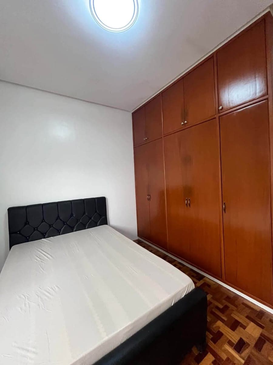 4BR SEMI-FURNISHED HOUSE FOR RENT - photo 1
