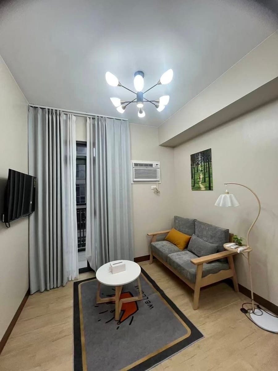 FOR LEASE β GENTRY MANOR - photo 1