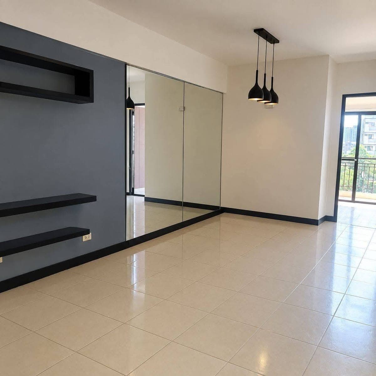 ๐ก FOR RENT | 2-BEDROOM WITH BALCONY โจ - photo 1