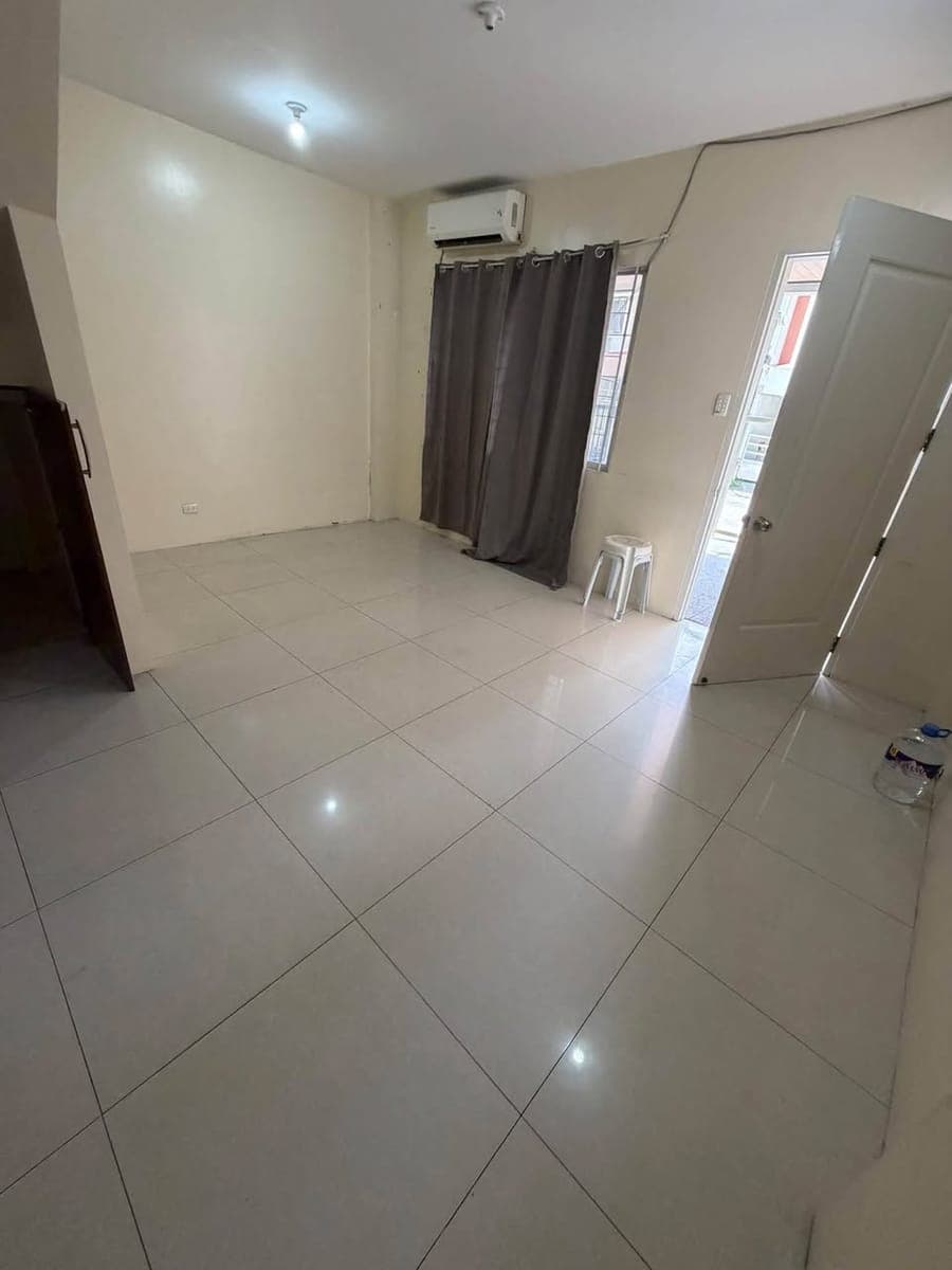 Unit-A apartment for rent - photo 1