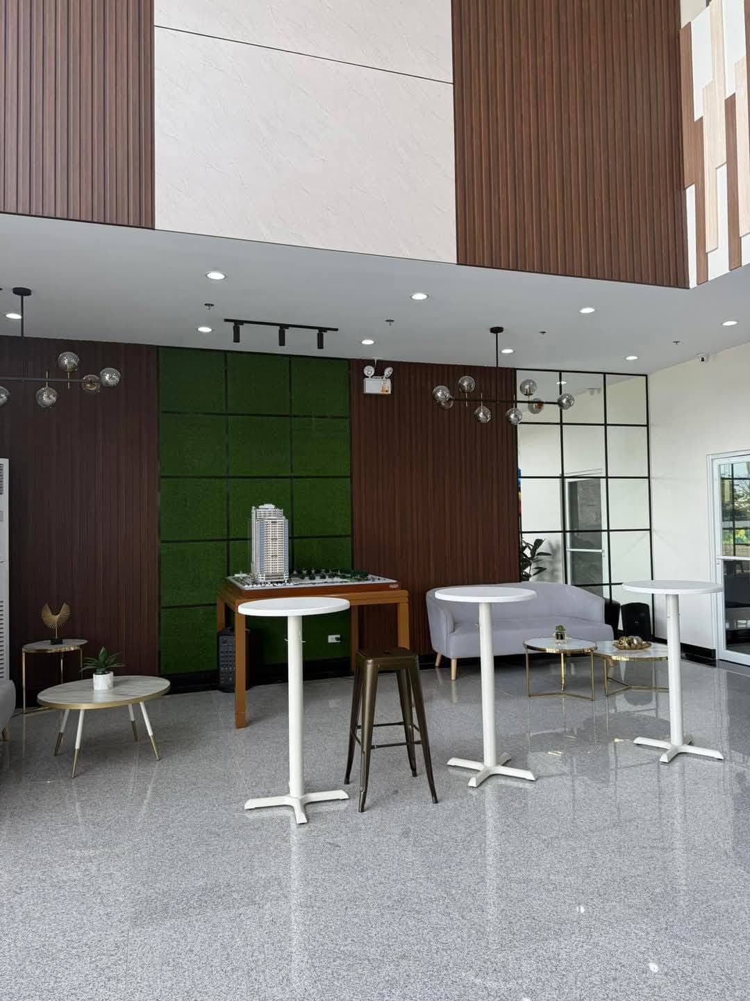 Condo for Rent: Available mid of May onwards - photo 1