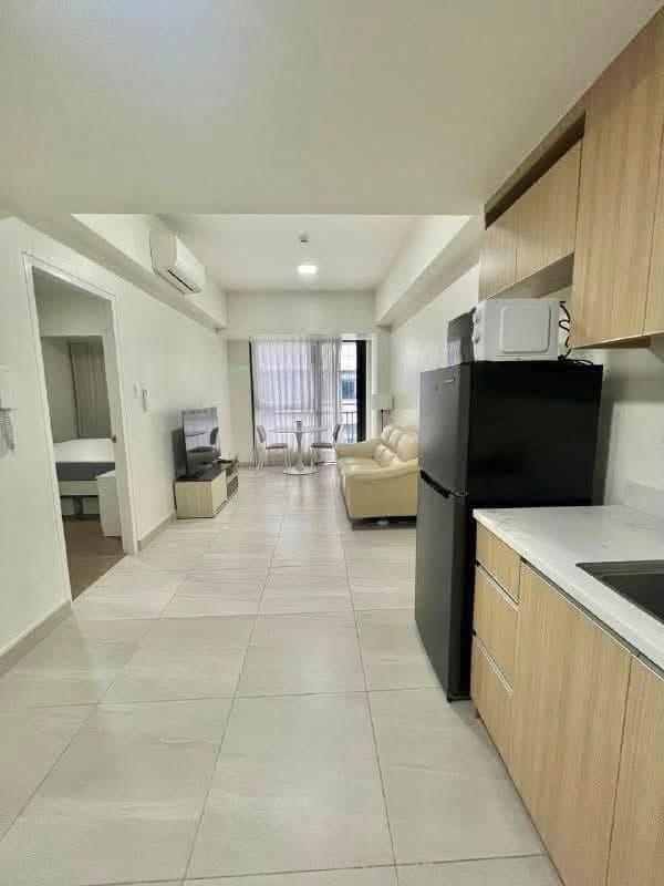 40K MONTHLY‼️1-BEDROOM UNIT WITH BALCONY AT MIDPARK TOWERS, PARAÑAQUE CITY - photo 1