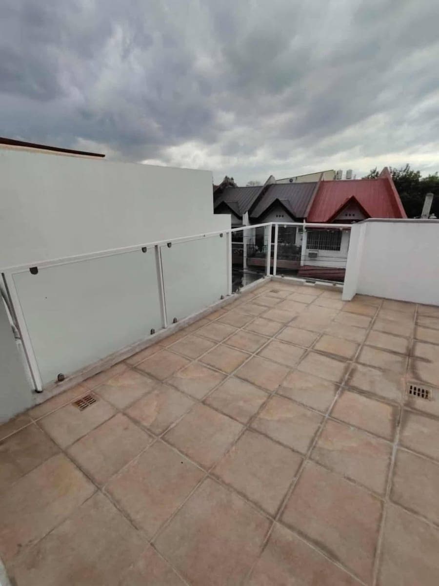 Hou for rent - photo 1