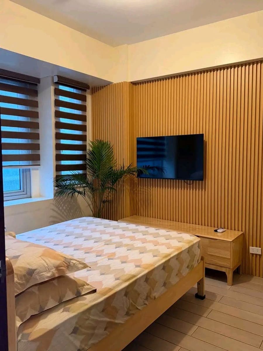 For rent @Chateau Elysee Condominium - photo 1
