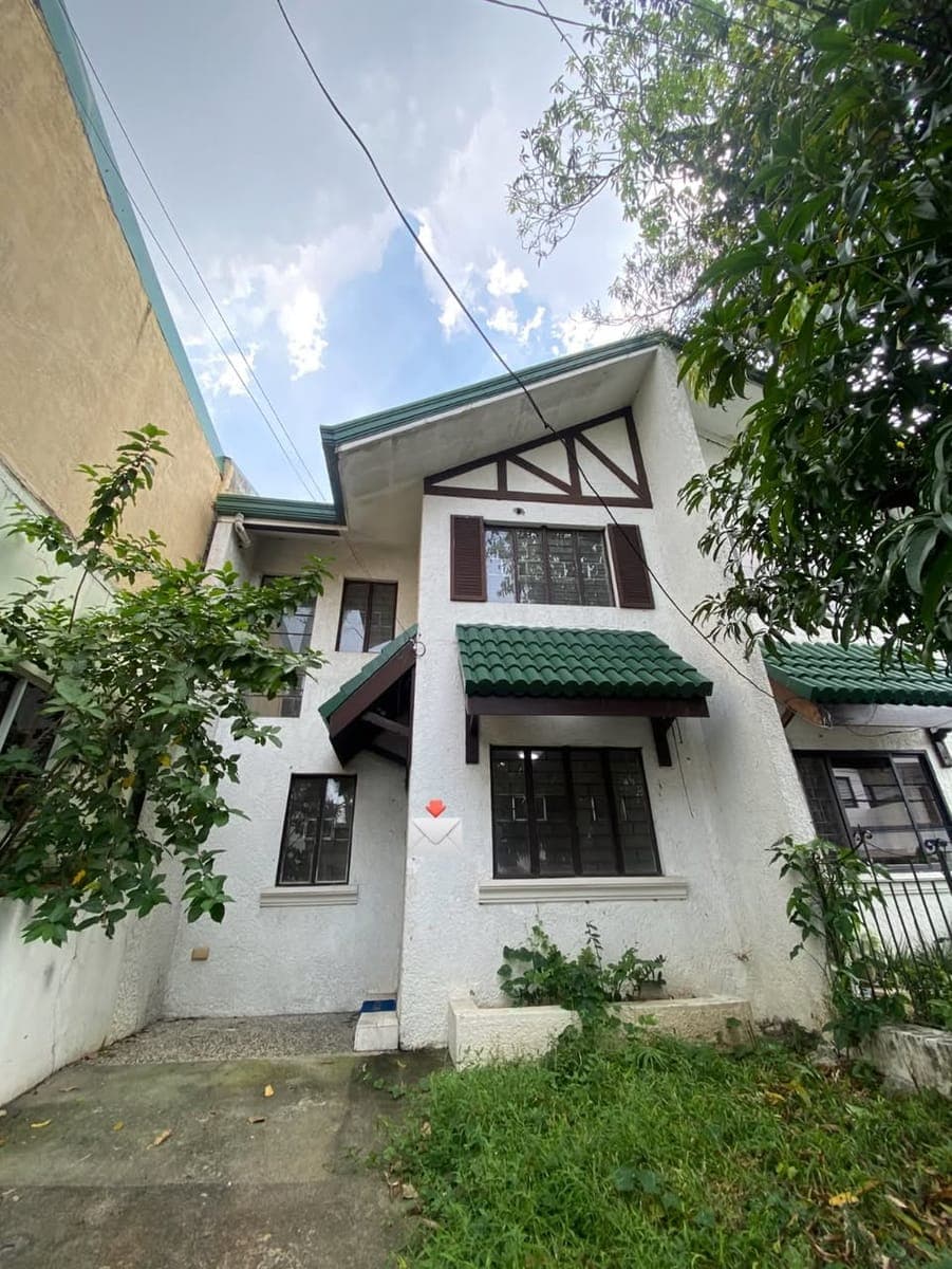 Town House for Rent - photo 1