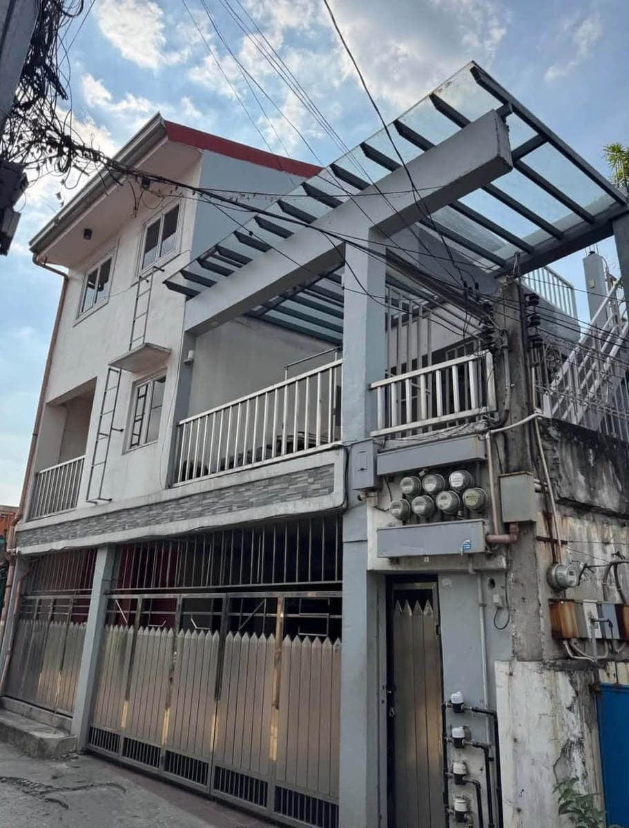 Apartment for Rent - photo 1