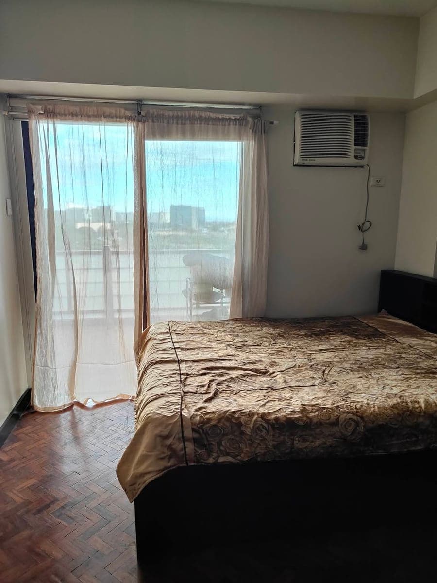 FOR LEASE โ RAYA GARDEN CONDOMINIUM MERVILLE PARAรAQUE โจ๐ก - photo 1