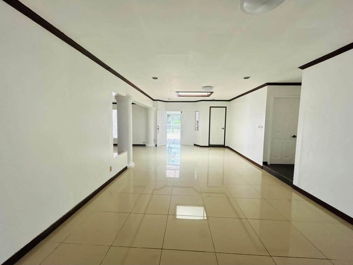 House for Rent in BF Homes near Manresa School 75k - photo 1